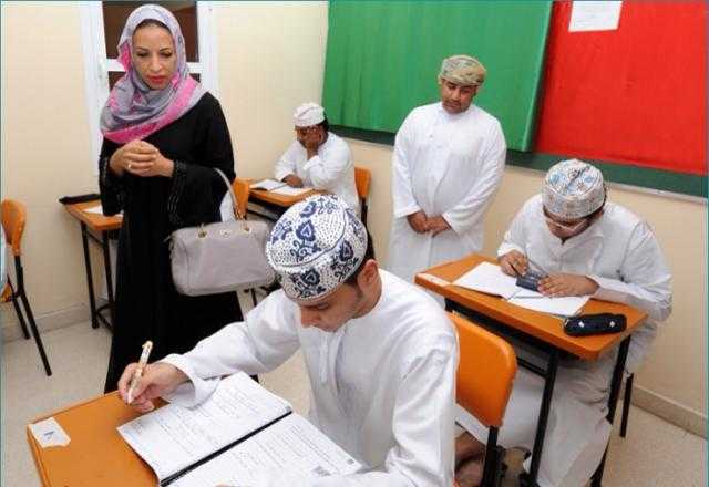 صحيفة عمانية:  التعليم عن بعد يحمي الأطفال من «كورونا»