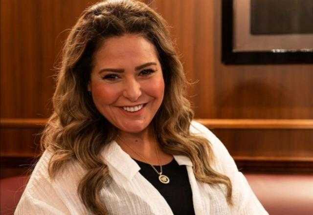 صابرين تنتهي من تصوير مشاهد العين السخنة في مسلسل «الحلم»