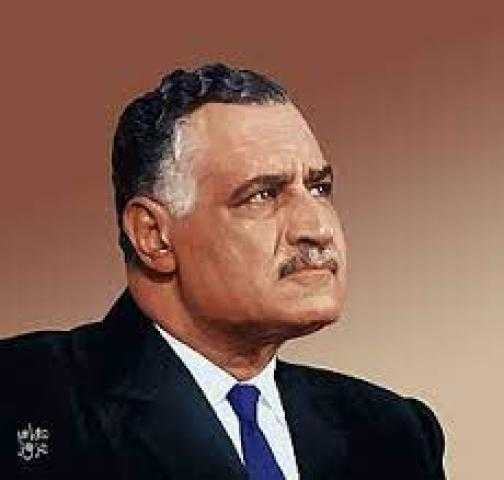 أسرار في حياة «عبد الناصر».. رفض حضور زفاف شقيقته وسيدة هنأته بالتنحي