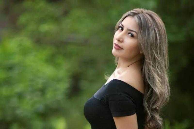 جنات تحتفل بتحقيق ”مين يحبك” لـ4 مليون مشاهدة