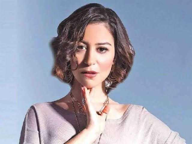 منة شلبي تكشف سر نجاح «الغزالة رايقة»