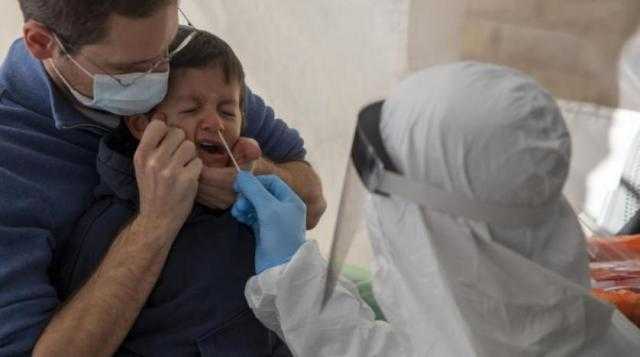 تعرف على أعراض إصابة الأطفال بكورونا (فيديو)