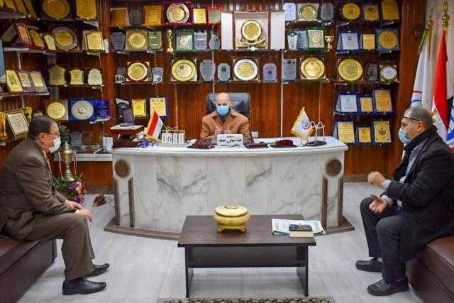 وكيل وزارة الصحة بالشرقية يجتمع بمديري الإدارات الفنية لمناقشة خطة التطوير