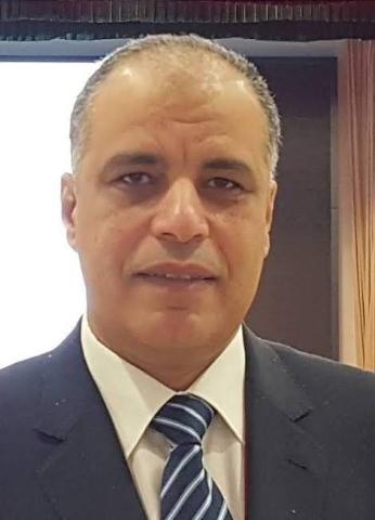 الدكتور علاء عزوز