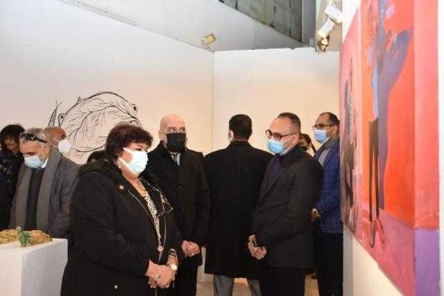 وزيرة الثقافة تفتتح الدورة 32 من صالون الشباب