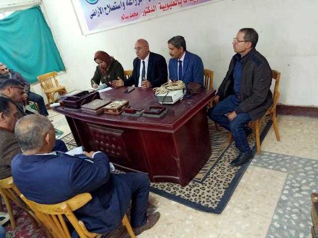 اجتماع تنسيقي لمناقشة التكليفات العاجلة لحماية الرقعة الزراعية