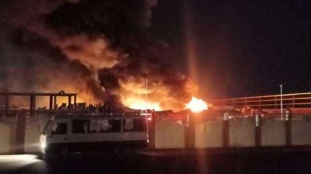 حريق سيارة داخل مصنع بالإسماعيلية دون إصابات