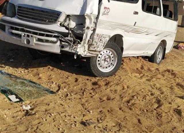 إصابة 13 شخص في انقلاب ميكروباص بحلوان