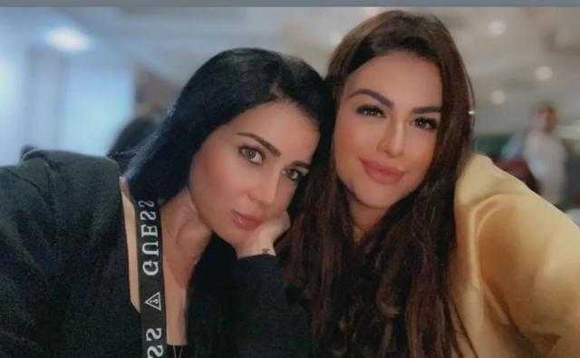 بالصورة.. هنادي مهنى تحتفل بعيد ميلاد مي عز الدين