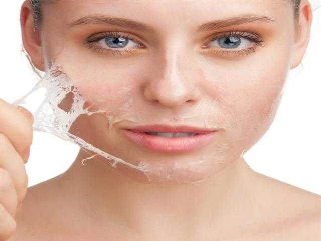 وصفات طبيعية للتخلص من الجلد الميت والحفاظ على نضارة البشرة