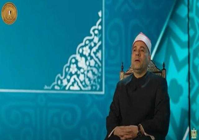 بدء احتفال «عيد الشرطة» بتلاوة آيات من القرآن الكريم.. فيديو