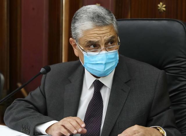 وزير الكهرباء