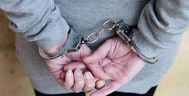 محاكمة متهمة بقتل طفلتها