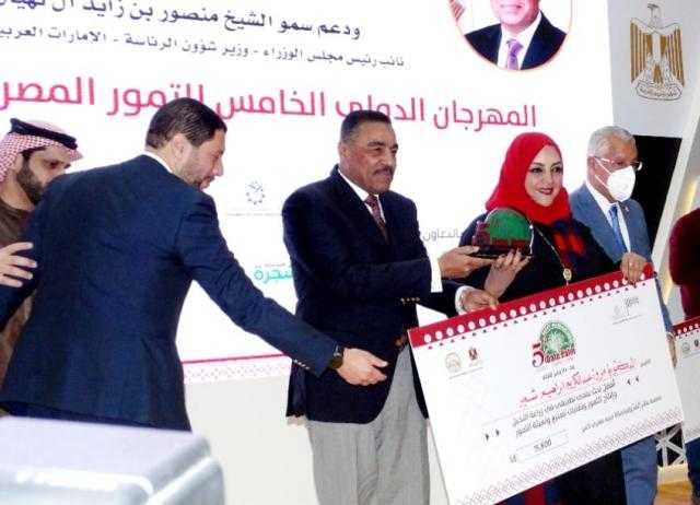 باحث بقسم الأغذية الخاصة يحصل على جائزة خليفة الدولية