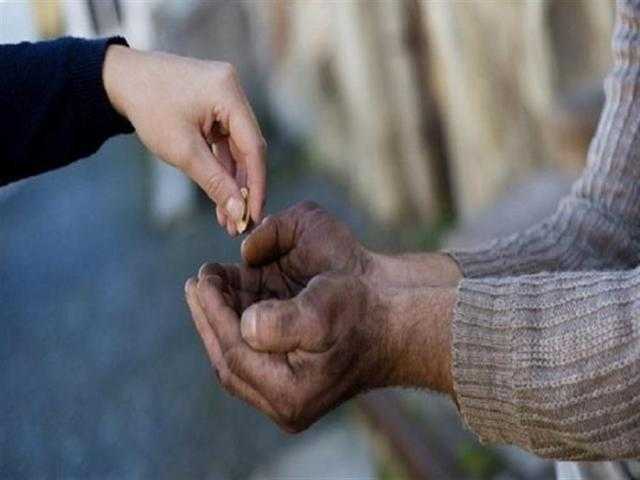 هل يجوز إخراج صدقة وعليك دين؟.. «الإفتاء» تجيب