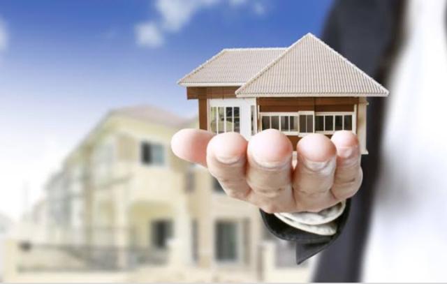 ماذا تعرف عن قانون تخفيض الضريبة العقارية؟