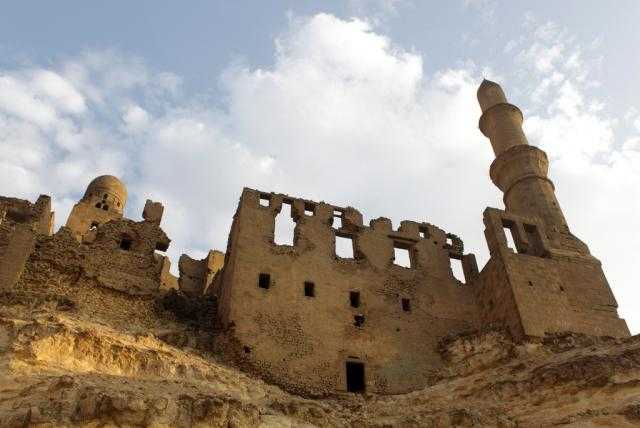 «مسجد شاهين الخلوتي».. تحفة إسلامية في جبل المقطم