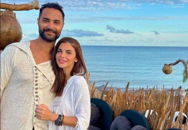 بالصورة.. كريم فهمي يستمتع بعطلته في المكسيك برفقة زوجته