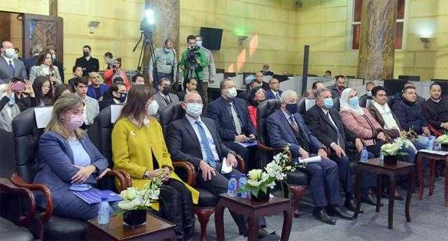 تستهدف مواكبة التحول الرقمي.. 4 وزراء يفتتحون جلسة تداول البورصة