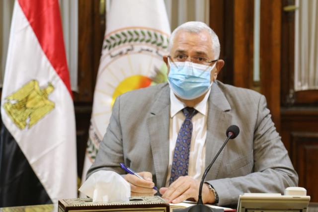  وزير الزراعة