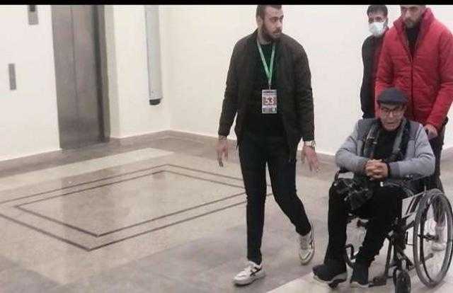 بعد ظهوره على كرسي متحرك.. سمير صبري يكشف عن حالته الصحية «فيديو»