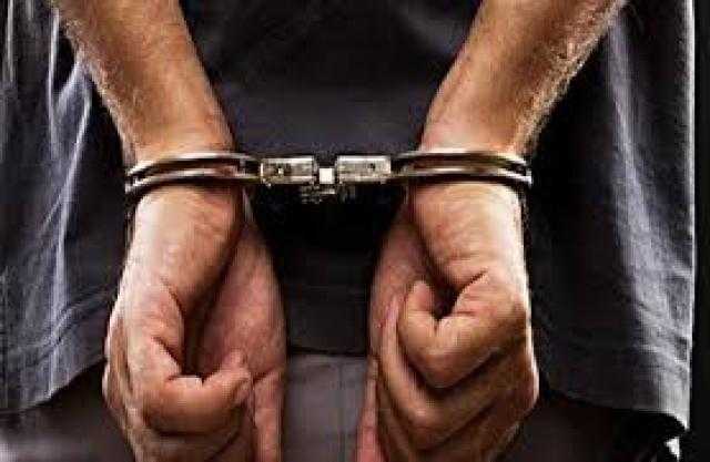 ضبط المتهم بالشروع في قتل طالب أمام مدرسة بأكتوبر