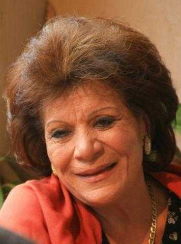 وزيرة الثقافة تنعى الفنانة الكبيرة عايدة عبدالعزيز