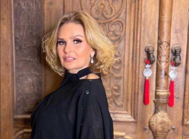 يسرا بعد تأهل مصر لنهائي أمم إفريقيا «فخورة بمنتخب بلدي»