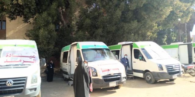 «صحة قنا» تنظم قافلة طبية مجانية بالقرى الأكثر احتياجًا