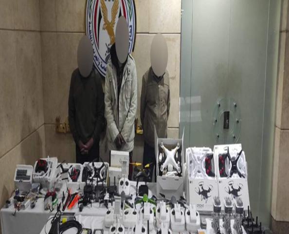 المتهمين والمضبوطات 