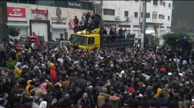 شاهد.. تظاهر وإضراب شامل احتجاجًا على الأسعار بالخليل الفلسطينية