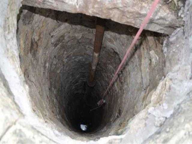 بابا طلعني.. وفاة طفل إماراتي بعد سقوطه في بئر عمقه 72 مترا