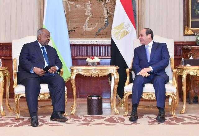 السيسي يشدد على توفير الدعم اللازم لزيادة الاستثمارات المصرية بجيبوتي