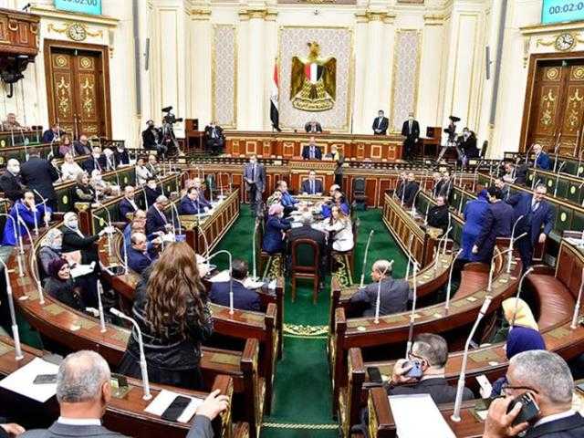 «صحة النواب» تكشف سبب هجرة الأطباء إلى الخارج