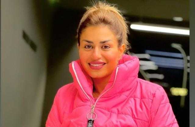 منة فضالي تودع بلاتوه تصوير «في القلب»