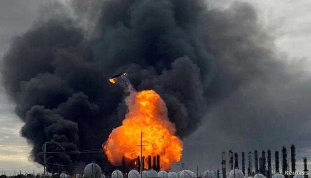 مصرع وإصابة 8 عمال جراء انفجار داخل مصنع  للبتروكيماويات بكوريا الجنوبية