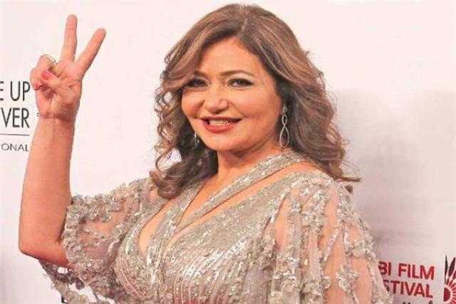 ليلى علوي عن وصف الجمهور لها بـ «القطة»: محبة الناس غالية