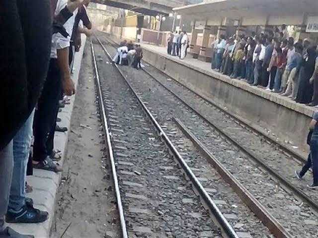 العثور على جثة على قضبان مترو الأنفاق بين محطتي حدائق حلوان والمعصرة