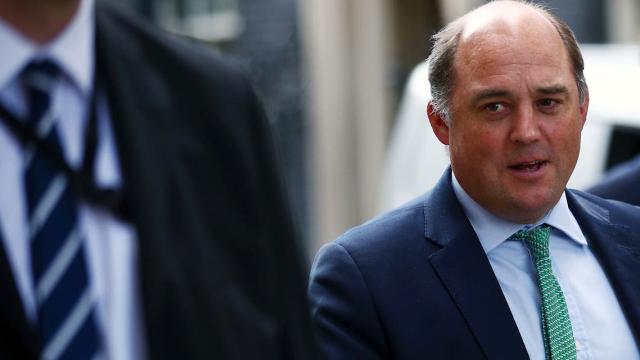 وزير الدفاع البريطاني بن والاس