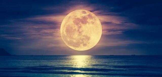 تبدأ غدًا.. ما هي الأيام البيض؟ ثواب عظيم بشَّر به النبي ﷺ