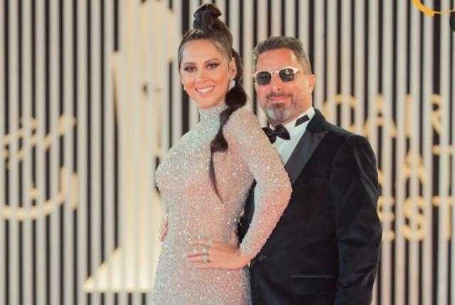 هادي الباجوري: «موافق أن زوجتي تقدم مشاهد جريئة»