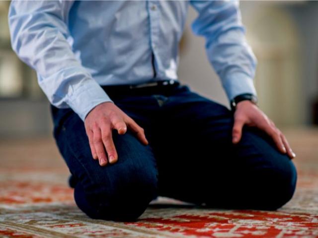 التشهد في الصلاة