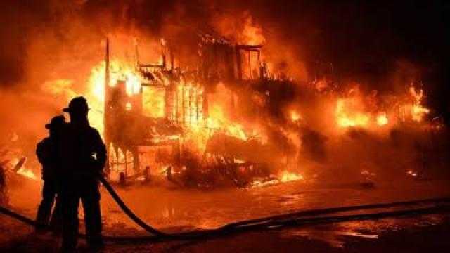 السيطرة على حريق اندلع داخل صالة ألعاب رياضية في فيصل