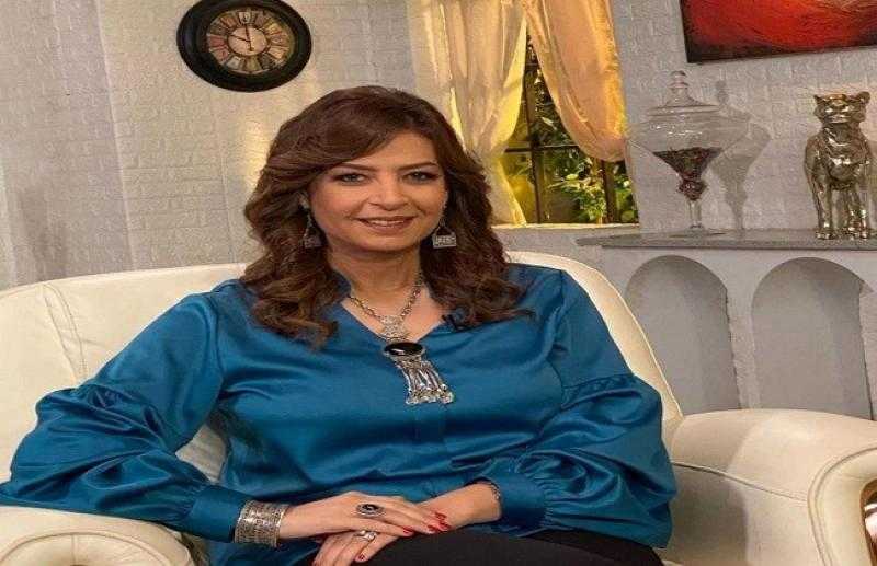 حقيقة تعرض نجل منال سلامة لوعكة صحية