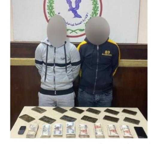 القبض على عاطلين بحوزتهما «كيلو ونصف» حشيش في المرج