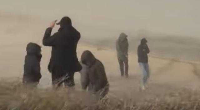 تسببت في قتلى وسقوط أشجار.. العاصفة «يونس» تضرب بعض المناطق بأوروبا