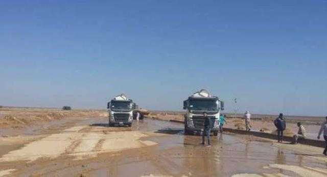 المرور: إغلاق طريقين بسبب السيول والأمطار  في البحر الأحمر والمنيا