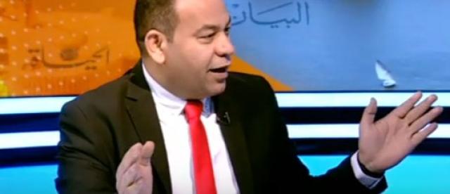 «أبو كب» عن التقلبات الجوية: «البلد مغرقتش في شبر ميه».. فيديو