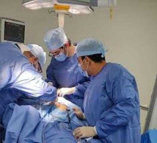 استئصال ورم بالمخ دون تدخل جراحي لأول مرة بمصر (فيديو)