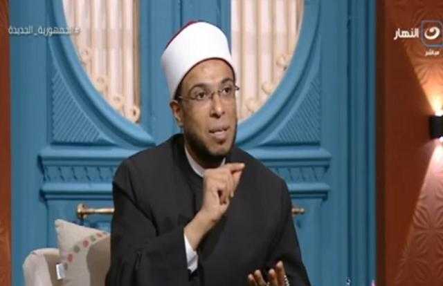 داعية: «هناك أمهات يتعلم الشيطان من قسوتهن» - فيديو